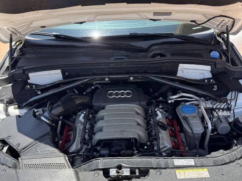 Used 2012 Audi Q5 3.2 Prestige AWD/4WD image 28