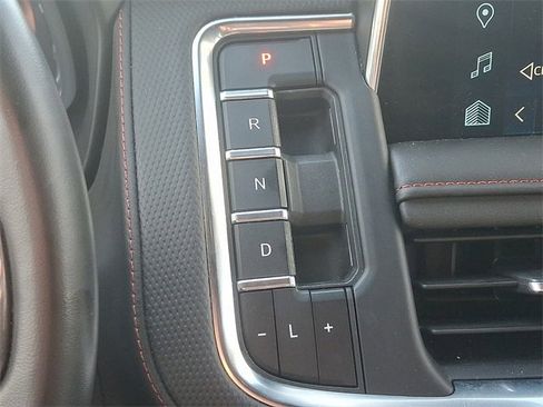 Used 2023 Chevrolet Tahoe RST w/ Luxury Package image 15