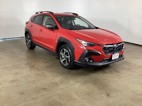Used 2025 Subaru Crosstrek 2.5i Premium AWD/4WD image 4