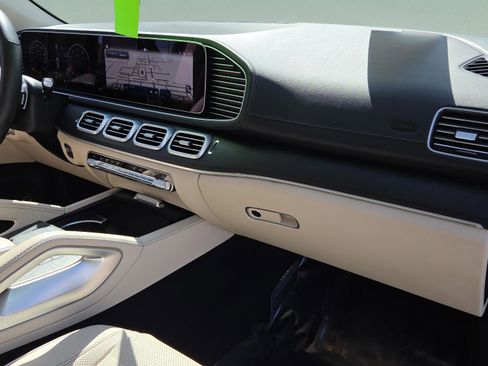 Certified 2024 Mercedes-Benz GLS 450 GLS 450 image 34