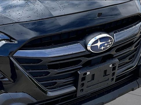 Used 2024 Subaru Outback Premium AWD/4WD image 31