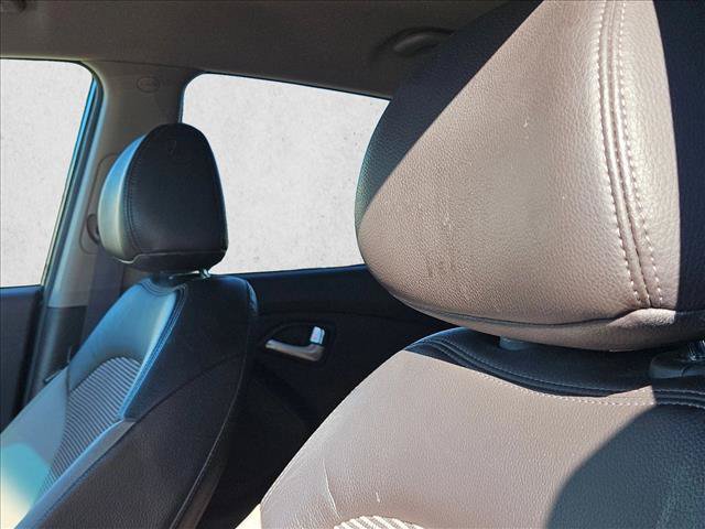 Used 2012 Hyundai Tucson GLS FWD image 12