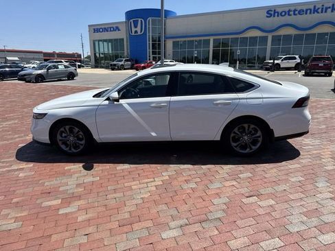 Used 2023 Honda Accord EX-L image 33