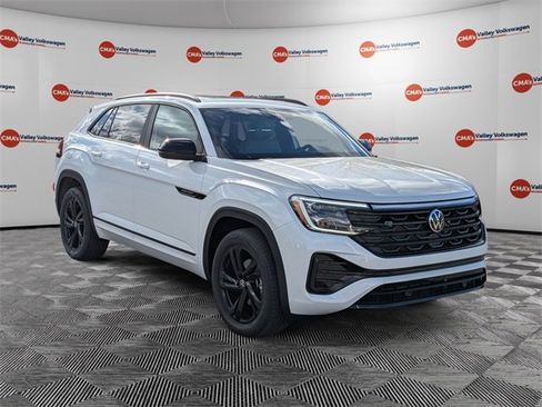 New 2026 Volkswagen Atlas Cross Sport SEL R-Line image 3