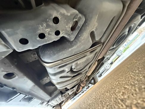 Used 2011 Toyota Sienna SE w/ Preferred Pkg image 28