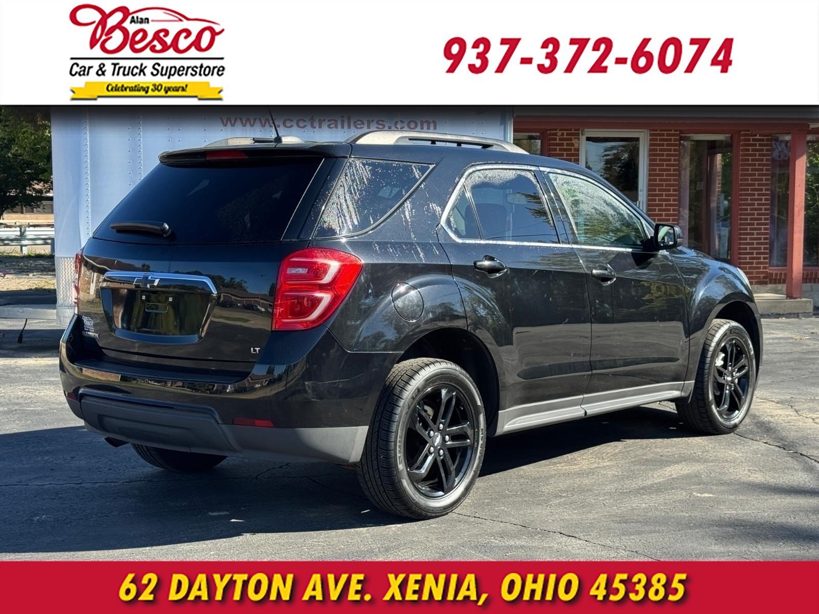 Used 2017 Chevrolet Equinox LT w/ Midnight Edition FWD image 4