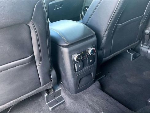 Used 2023 Ford Explorer Limited w/ Limited Technology Package image 10