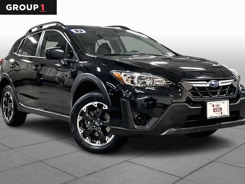 Certified 2023 Subaru Crosstrek 2.0i image 2