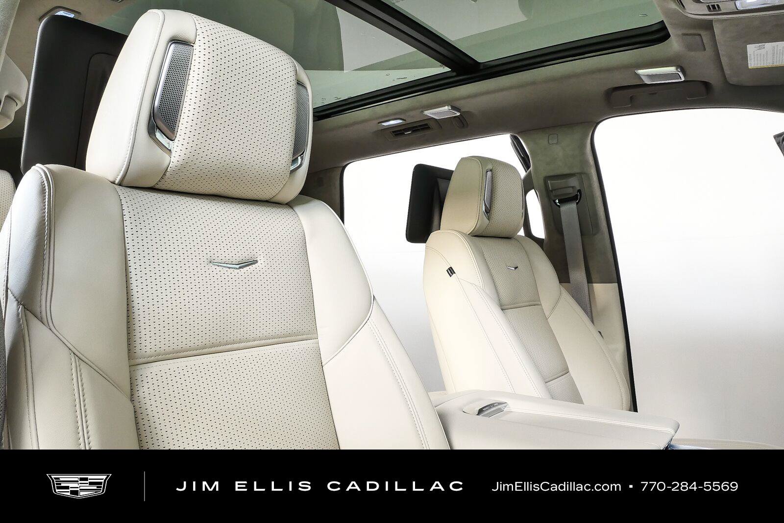 New 2026 Cadillac Escalade Platinum Sport w/ LPO, ONYX Package AWD/4WD image 21