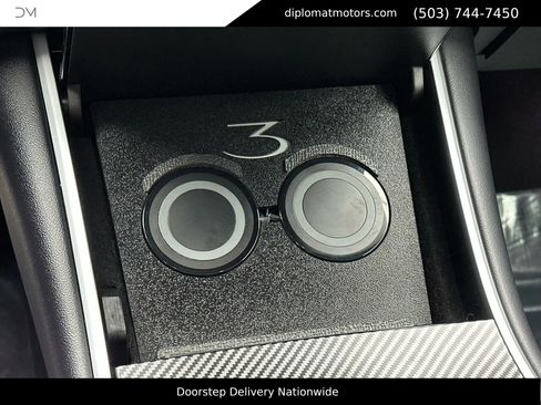 Used 2018 Tesla Model 3 Performance image 33