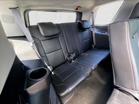 Used 2017 Chevrolet Tahoe LT AWD/4WD image 29