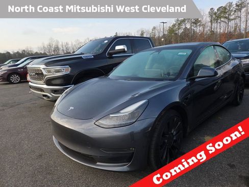 Used 2021 Tesla Model 3 Performance image 1