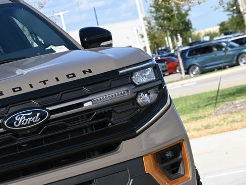 Used 2026 Ford Expedition Tremor AWD/4WD image 10