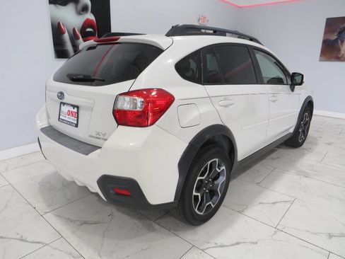 Used 2013 Subaru Crosstrek 2.0i Premium AWD/4WD image 3