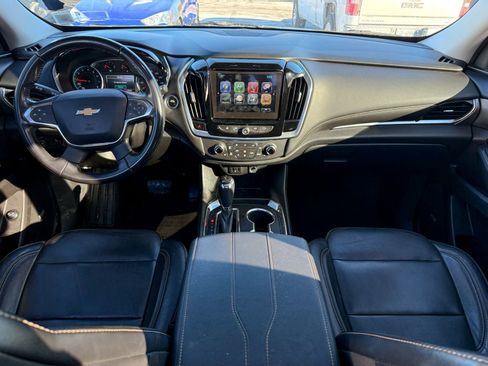 Used 2019 Chevrolet Traverse LT w/ LT Premium Package image 5