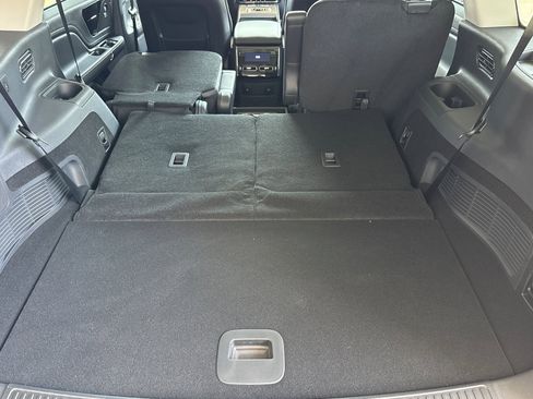 New 2025 Lincoln Aviator 2WD w/ Equipment Group 101A image 15