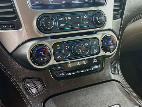 Used 2019 Chevrolet Tahoe Premier image 18