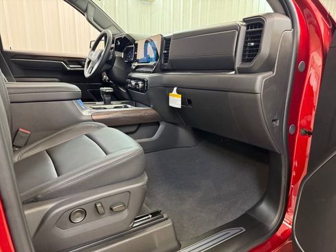 New 2026 GMC Sierra 1500 SLT w/ SLT Convenience Package AWD/4WD image 27