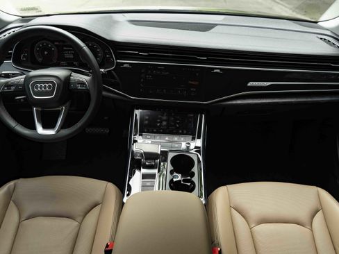 Used 2024 Audi Q8 Premium Plus AWD/4WD image 27