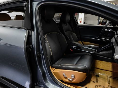 Used 2024 Lucid Air Touring image 35