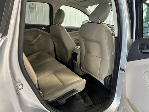 Used 2018 Ford Escape SE image 20