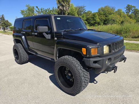 Used 2007 HUMMER H3 image 8