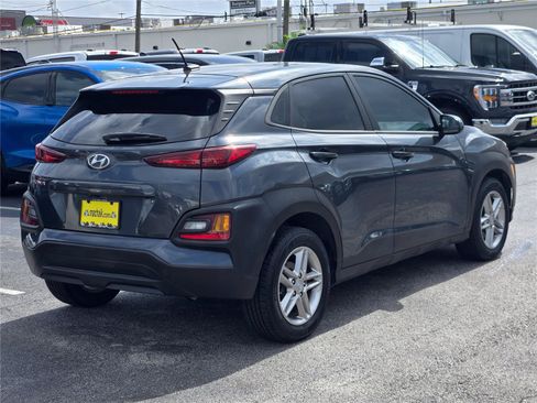 Used 2021 Hyundai Kona SE w/ Cargo Package FWD image 8