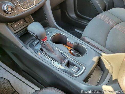 Used 2024 Chevrolet Equinox RS image 22