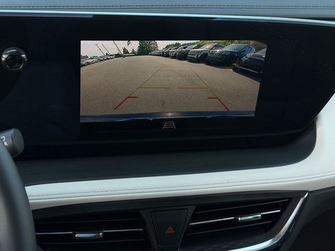 Used 2025 Buick Encore GX Avenir AWD/4WD image 12