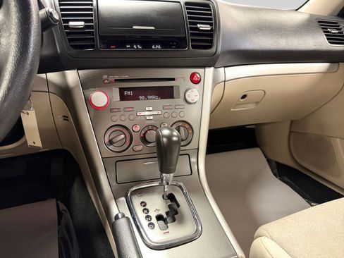 Used 2009 Subaru Legacy 2.5i Special Edition AWD/4WD image 21