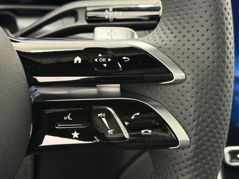 Certified 2025 Mercedes-Benz GLC 300 4MATIC image 15