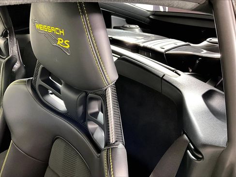Certified 2024 Porsche 718 Cayman GT4 RS RWD image 19