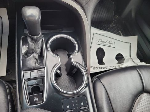 Used 2018 Toyota Camry XSE image 34