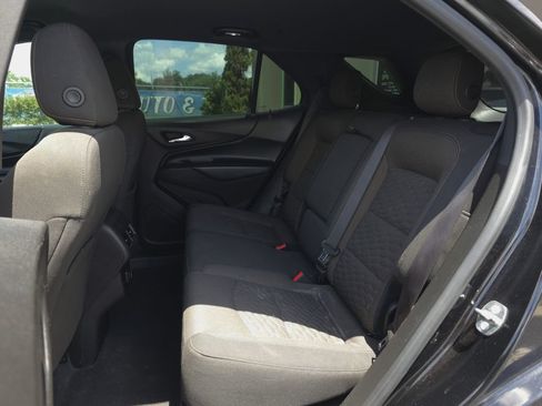 Used 2019 Chevrolet Equinox LT FWD image 12