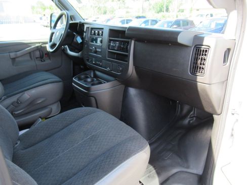 Used 2025 GMC Savana 2500 w/ Driver Convenience Package RWD image 12