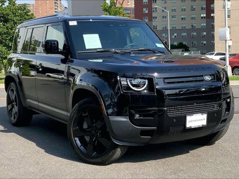 Used 2026 Land Rover Defender 110 S AWD/4WD image 7