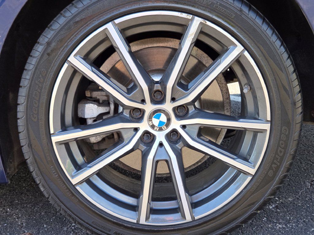 Used 2020 BMW 330i xDrive Sedan w/ Convenience Package AWD/4WD image 47