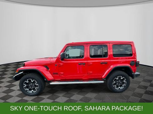 Used 2025 Jeep Wrangler Unlimited Sahara w/ Safety Group AWD/4WD image 2