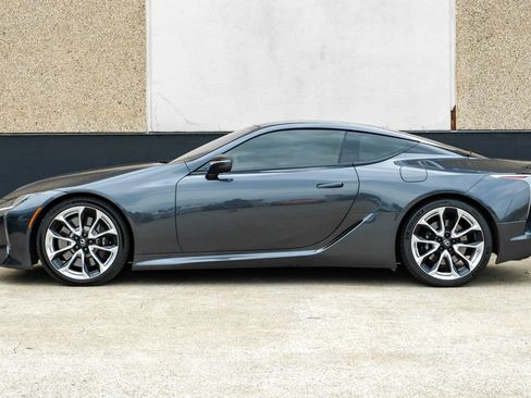 Used 2018 Lexus LC 500 Coupe w/ Sport Package RWD image 11