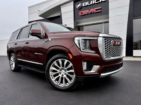 Used 2023 GMC Yukon Denali w/ Max Trailering Package image 3