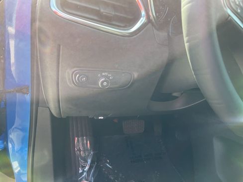 Used 2024 Chevrolet Equinox LT image 9