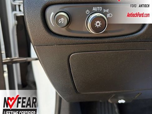 Used 2022 Chevrolet Malibu LT FWD image 21