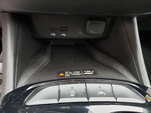 Used 2024 Buick Envista Avenir image 19