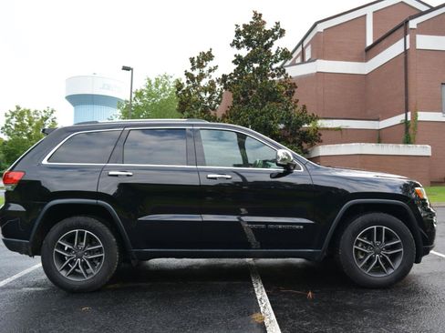 Used 2019 Jeep Grand Cherokee Limited RWD image 4