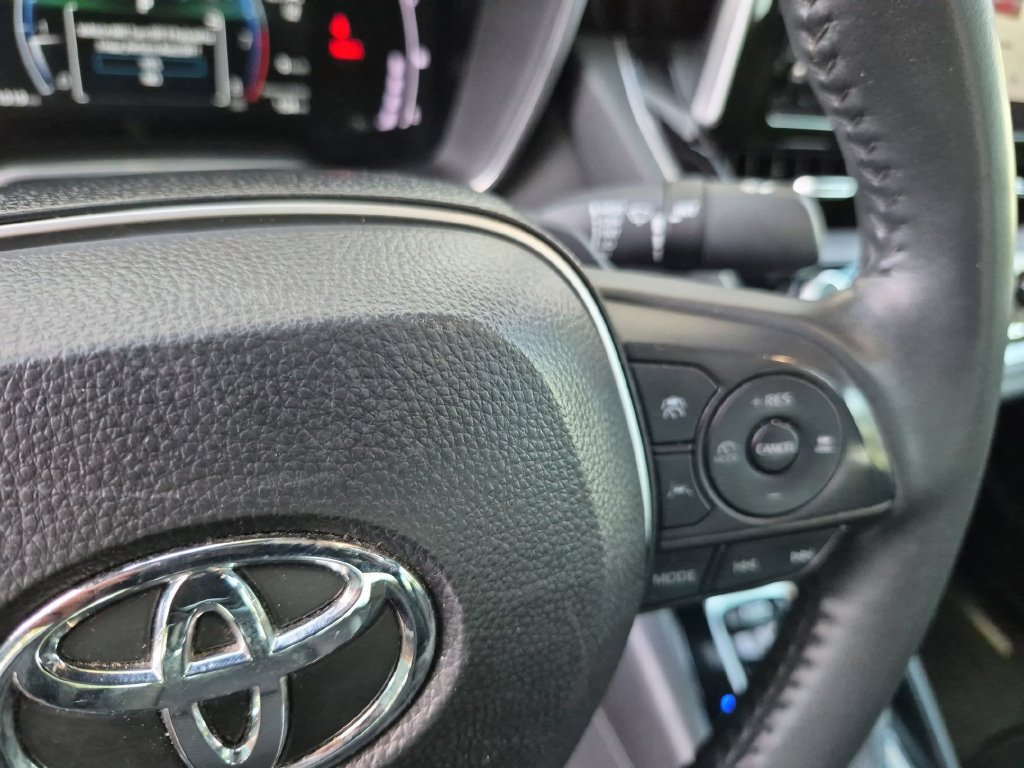 Used 2024 Toyota Corolla XSE FWD image 21
