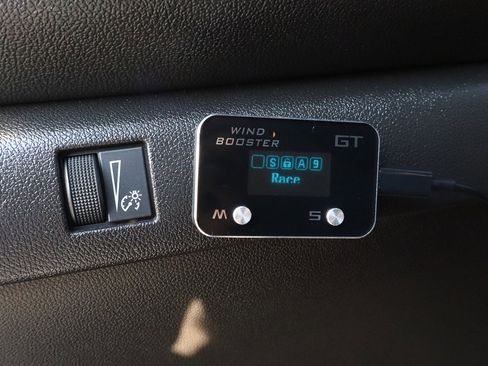 Used 2023 Chevrolet Colorado LT w/ LT Convenience Package II image 21