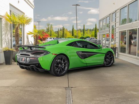 Used 2018 McLaren 570S Spider RWD image 8