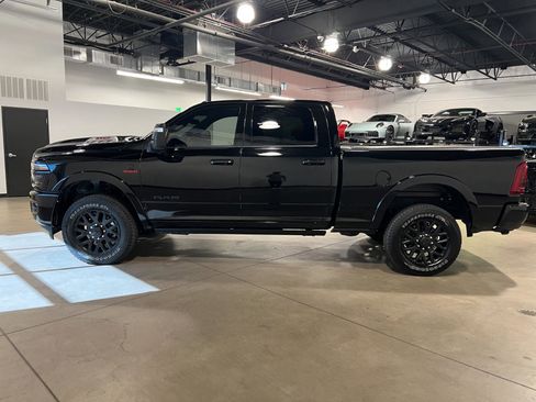 Used 2025 RAM 2500 Limited AWD/4WD image 6