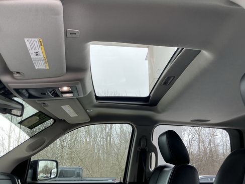 Used 2018 RAM 1500 Laramie w/ Convenience Group image 17