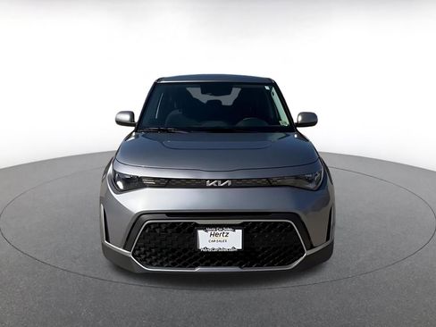 Used 2025 Kia Soul LX w/ LX Technology Package image 4